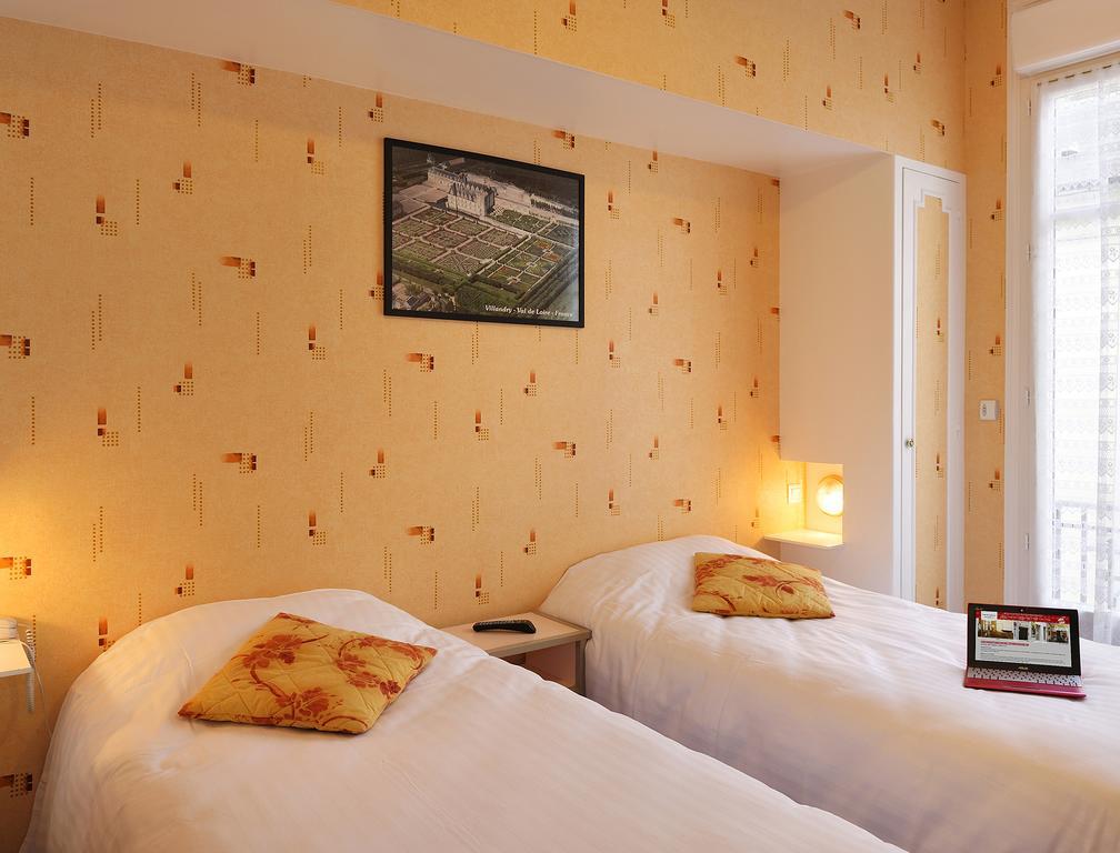 Logis Hotel Des Chateaux De La Loire Tours Zimmer foto